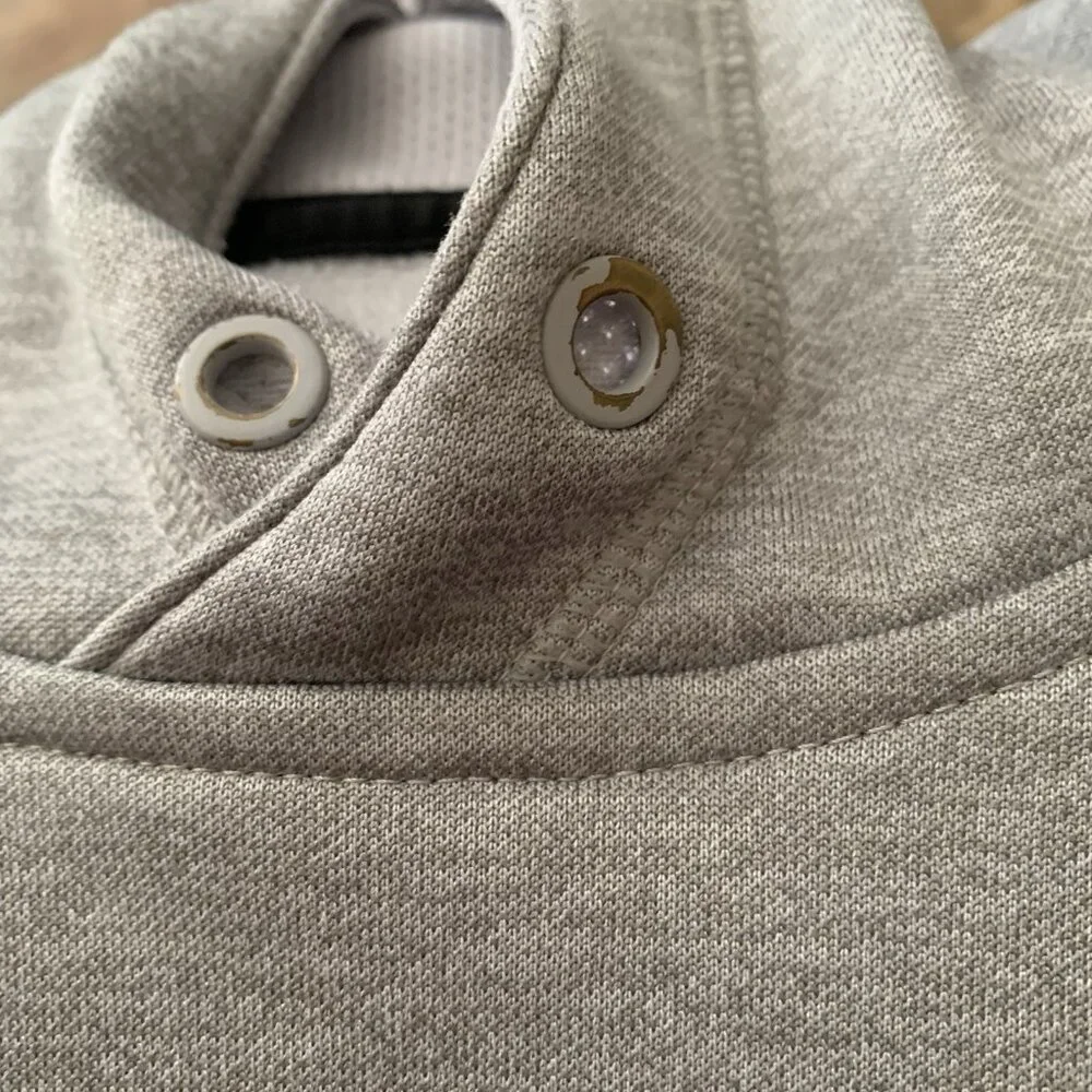 Adidas Sweatshirt Men’s Medium Gray Hoodie Pullover Climawarm Knit Fleece Logo